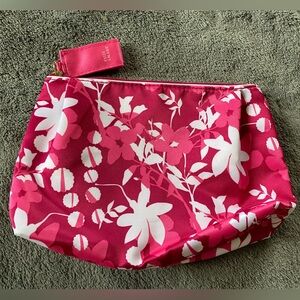 Estee Lauder cosmetic bag